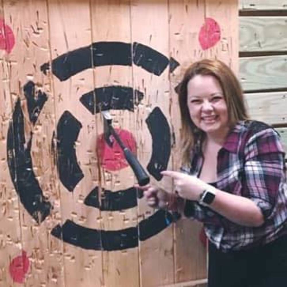 Meet your Posher, Corinne